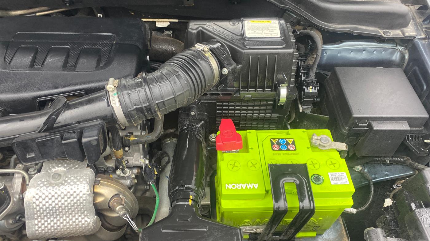2021 Mahindra XUV300 W8 (O) 1.2 PETROL, Petrol, Manual, 37,567 km, Engine View - Left