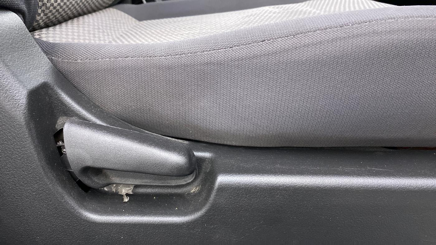 2013 Maruti Wagon R 1.0 LXI, Petrol, Manual, 61,201 km, Driver Side Adjustment Panel