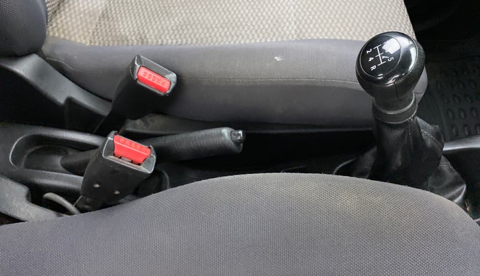 2013 Maruti Wagon R 1.0 LXI, Petrol, Manual, 61,201 km, Gear Lever