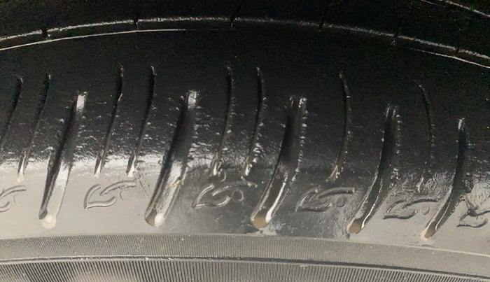 2019 Hyundai VENUE SX PLUS 1.0 TURBO DCT, Petrol, Automatic, 53,832 km, Right Front Tyre Tread