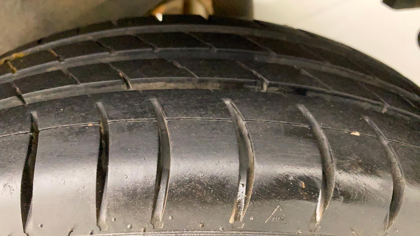2013 Maruti Wagon R 1.0 VXI, Petrol, Manual, 54,242 km, Left Rear Tyre Tread