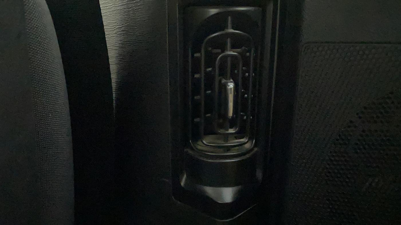 2021 Mahindra XUV500 W7 AT, Diesel, Automatic, 40,111 km, Rear AC Vents