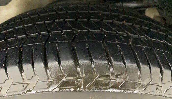 2021 Mahindra XUV500 W7 AT, Diesel, Automatic, 40,111 km, Left Rear Tyre Tread