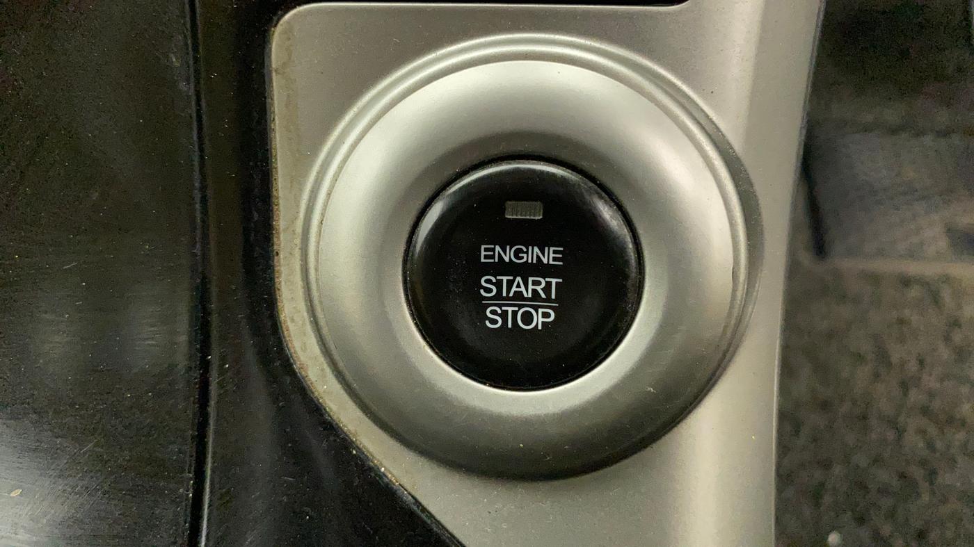 2021 Mahindra XUV500 W7 AT, Diesel, Automatic, 40,111 km, Keyless Start/ Stop Button
