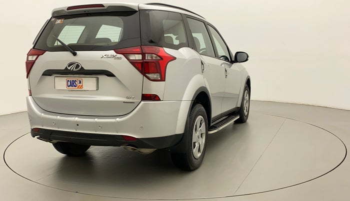 2021 Mahindra XUV500 W7 AT, Diesel, Automatic, 40,111 km, Right Back Diagonal