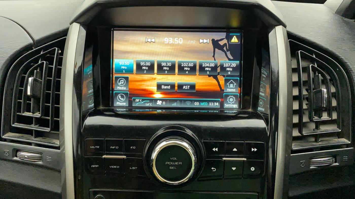 2021 Mahindra XUV500 W7 AT, Diesel, Automatic, 40,111 km, Infotainment System