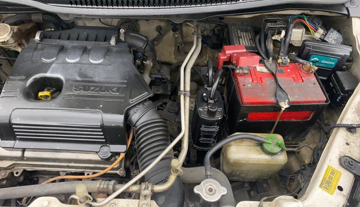 2016 Maruti Wagon R 1.0 VXI (O) AMT, CNG, Automatic, 99,735 km, Engine View - Left