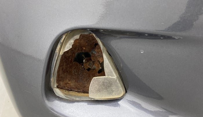 2018 Hyundai Eon ERA +, Petrol, Manual, 76,807 km, Right fog light - Not working