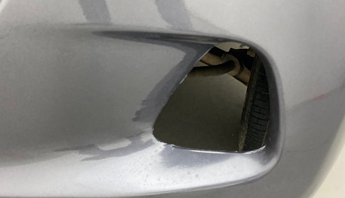 2018 Hyundai Eon ERA +, Petrol, Manual, 76,807 km, Left fog light - Cover missing