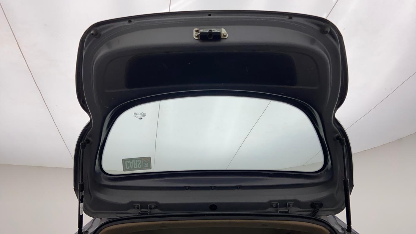 2018 Hyundai Eon ERA +, Petrol, Manual, 76,807 km, Boot Door Open