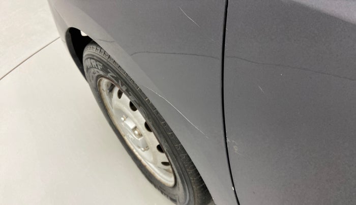 2018 Hyundai Eon ERA +, Petrol, Manual, 76,807 km, Left fender - Slightly dented