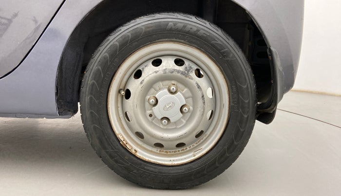 2018 Hyundai Eon ERA +, Petrol, Manual, 76,807 km, Left Rear Wheel