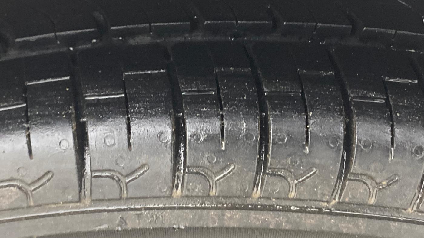 2018 Maruti Alto 800 LXI, Petrol, Manual, 64,718 km, Left Rear Tyre Tread