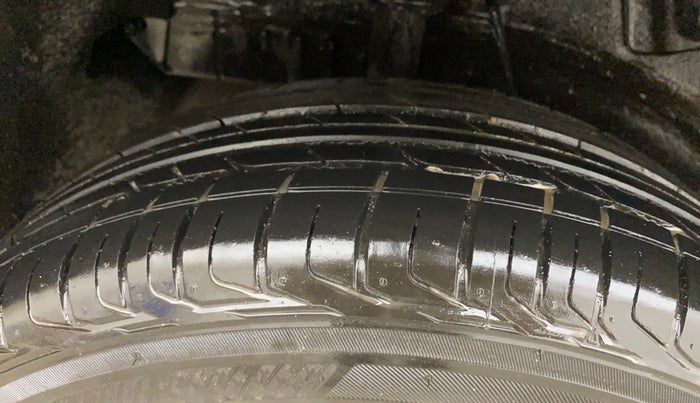 2024 Tata NEXON Pure 1.2 Petrol 6AMT, Petrol, Manual, 7,247 km, Right Rear Tyre Tread