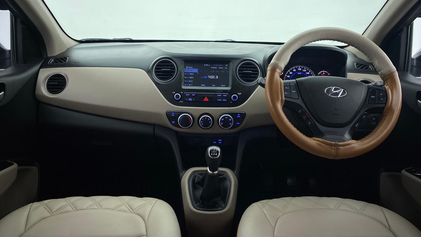 2019 Hyundai Grand i10 SPORTZ 1.2 KAPPA VTVT, Petrol, Manual, 35,423 km, Dashboard