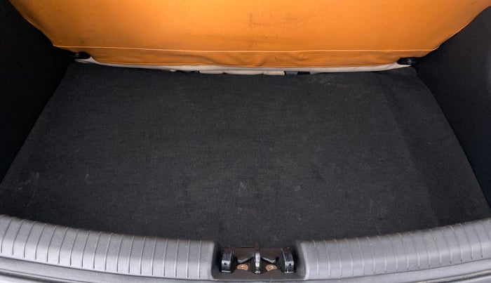2019 Hyundai Grand i10 SPORTZ 1.2 KAPPA VTVT, Petrol, Manual, 35,423 km, Boot Inside