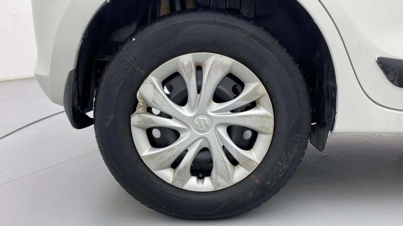 2018 Maruti Swift VXI D, Petrol, Manual, 46,582 km, Right Rear Wheel
