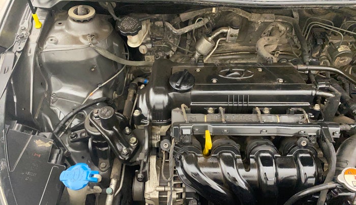 2013 Hyundai Verna FLUIDIC 1.6 VTVT SX, Petrol, Manual, 1,35,690 km, Engine View - Right