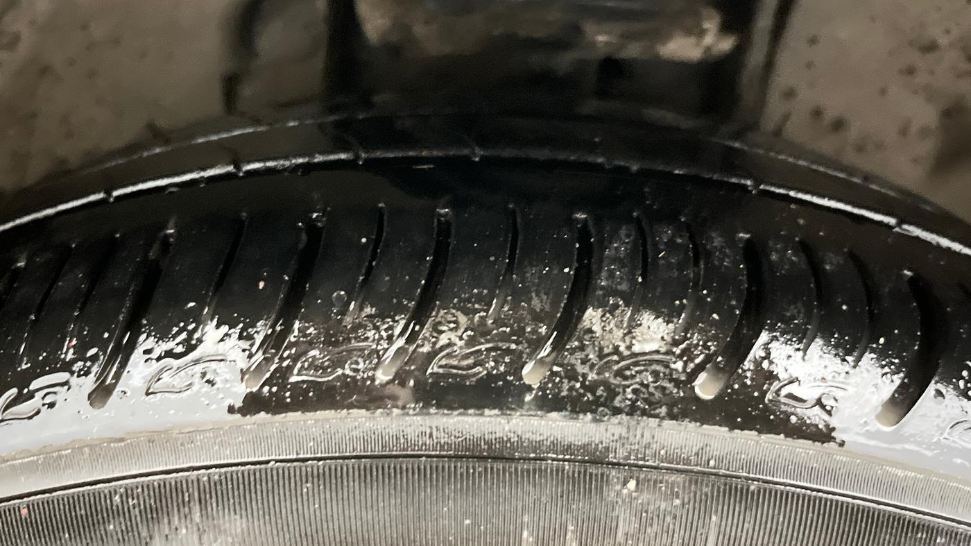 2022 Tata TIGOR XZ PLUS PETROL, Petrol, Manual, 73,279 km, Right Front Tyre Tread