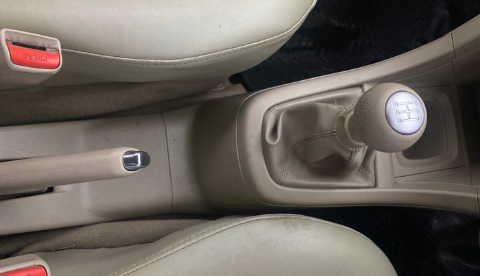 2018 Maruti Ertiga VXI, Petrol, Manual, 47,421 km, Gear Lever