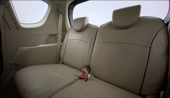 2016 Maruti Ertiga ZXI+, Petrol, Manual, 31,235 km, Third Seat Row ( optional )