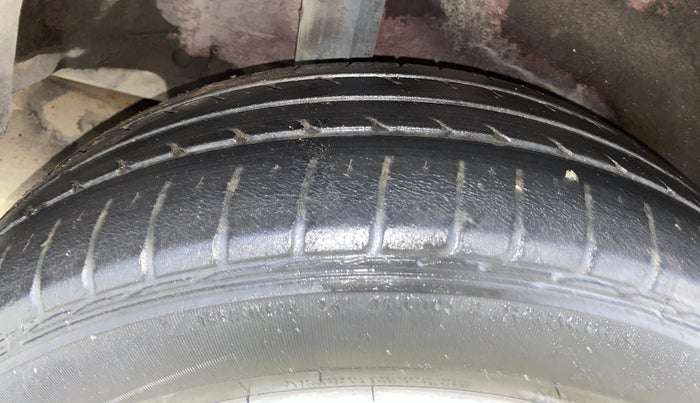 2017 Honda Jazz 1.2L I-VTEC V, Petrol, Manual, 24,415 km, Right Rear Tyre Tread