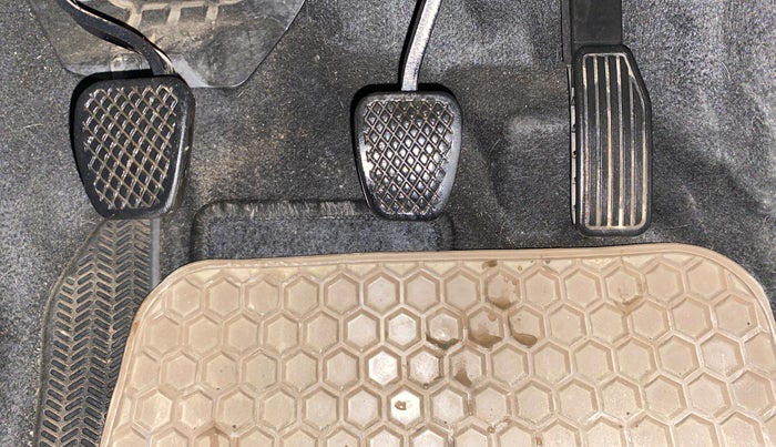 2017 Honda Jazz 1.2L I-VTEC V, Petrol, Manual, 24,415 km, Pedals