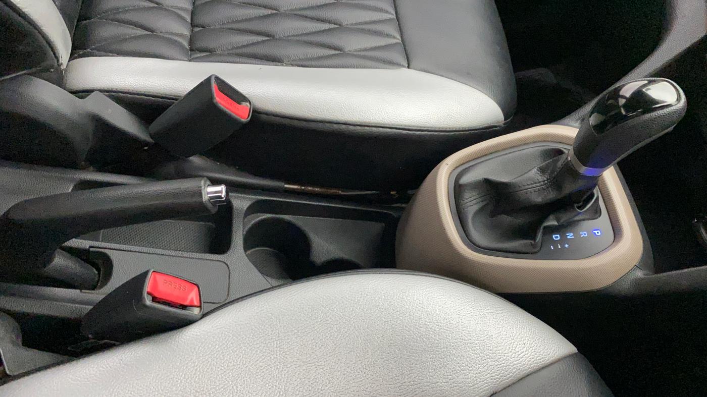 2014 Hyundai Grand i10 ASTA AT 1.2 KAPPA VTVT, Petrol, Automatic, 31,970 km, Gear Lever