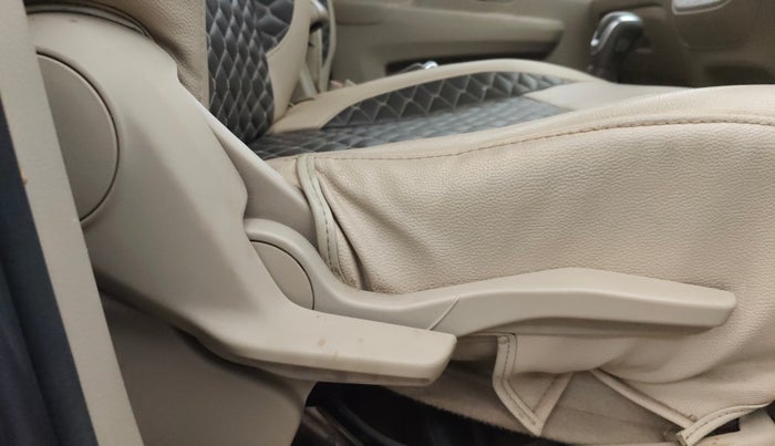 2019 Maruti Ertiga ZXI AT SHVS, Petrol, Automatic, 78,724 km, Driver Side Adjustment Panel