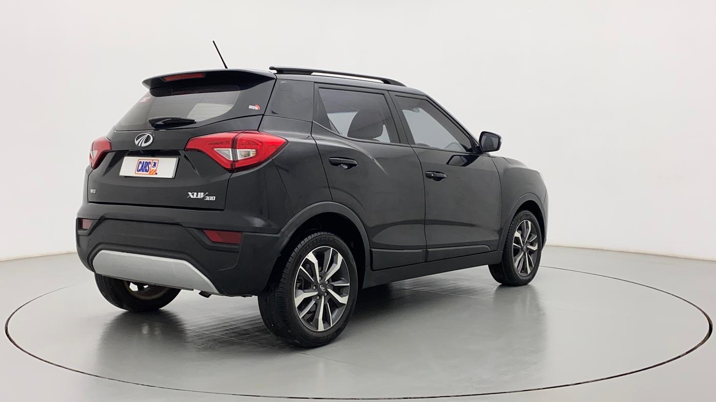 2022 Mahindra XUV300 W8(O) TURBO GDI, Petrol, Manual, 16,155 km, Right Back Diagonal