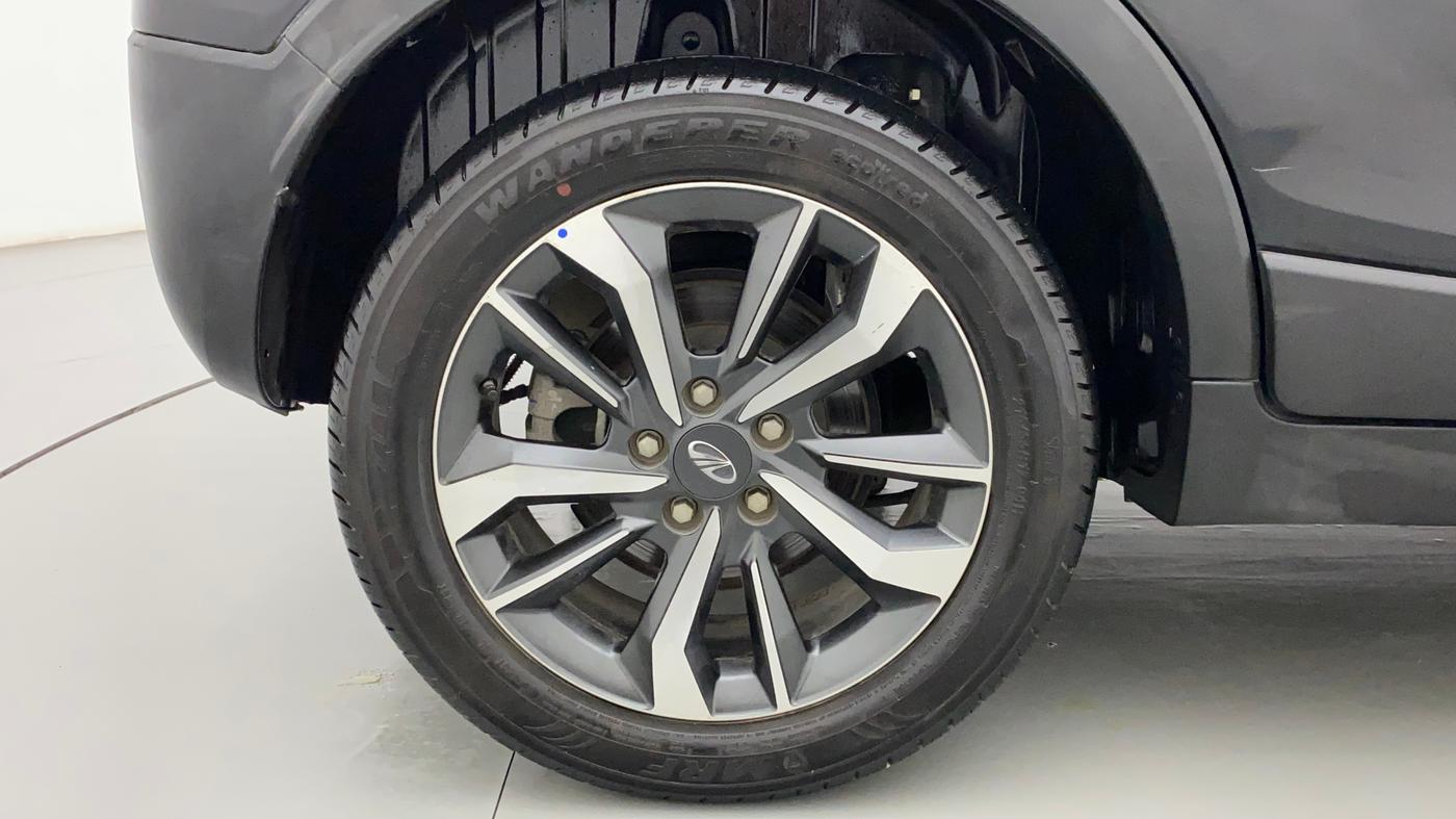 2022 Mahindra XUV300 W8(O) TURBO GDI, Petrol, Manual, 16,155 km, Right Rear Wheel