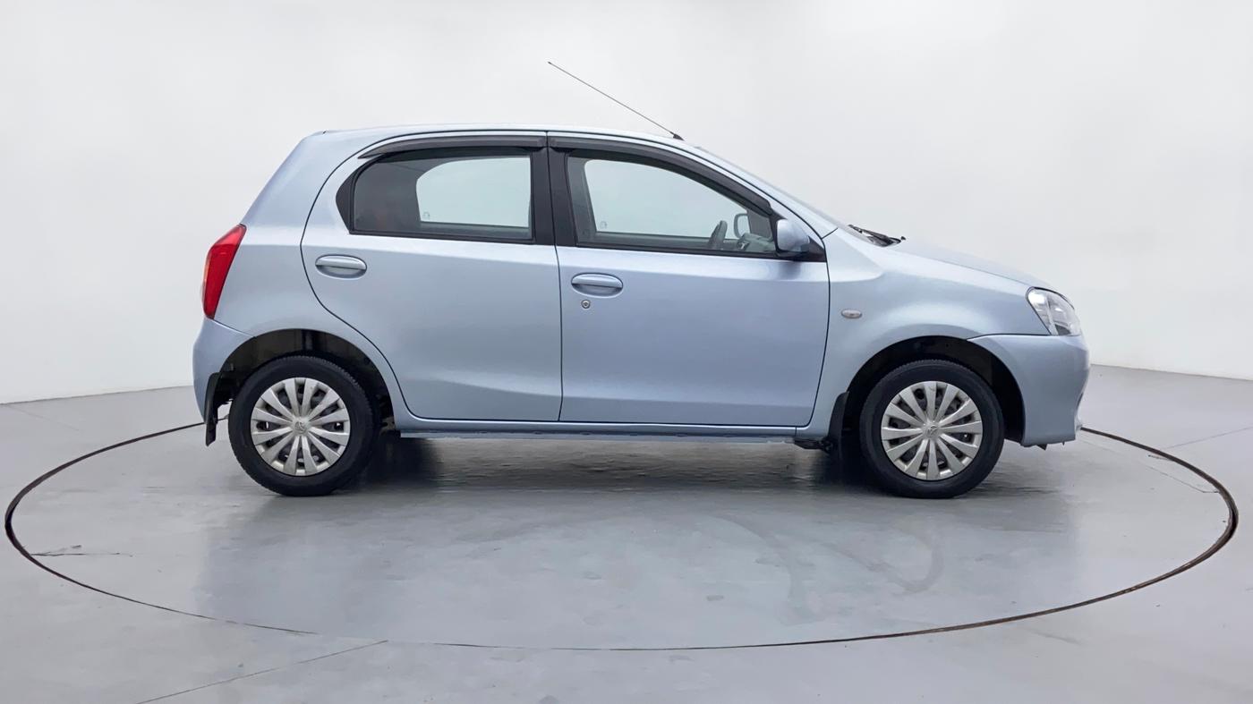 2011 Toyota Etios Liva G, Petrol, Manual, 34,111 km, Right Side View