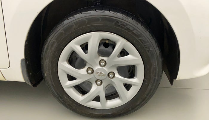 2017 Hyundai Grand i10 MAGNA 1.2 KAPPA VTVT, Petrol, Manual, 31,527 km, Right Front Wheel