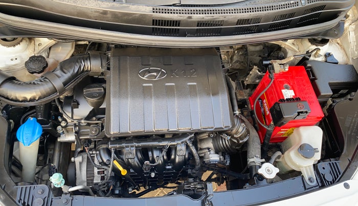 2018 Hyundai Grand i10 SPORTZ 1.2 KAPPA VTVT DUAL TONE, Petrol, Manual, 1,19,801 km, Engine View