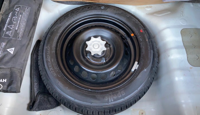 2018 Hyundai Grand i10 SPORTZ 1.2 KAPPA VTVT DUAL TONE, Petrol, Manual, 1,19,801 km, Spare Tyre