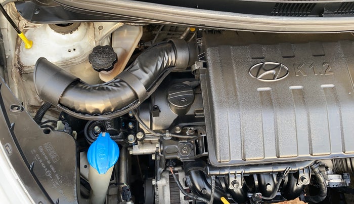 2018 Hyundai Grand i10 SPORTZ 1.2 KAPPA VTVT DUAL TONE, Petrol, Manual, 1,19,801 km, Engine View - Right