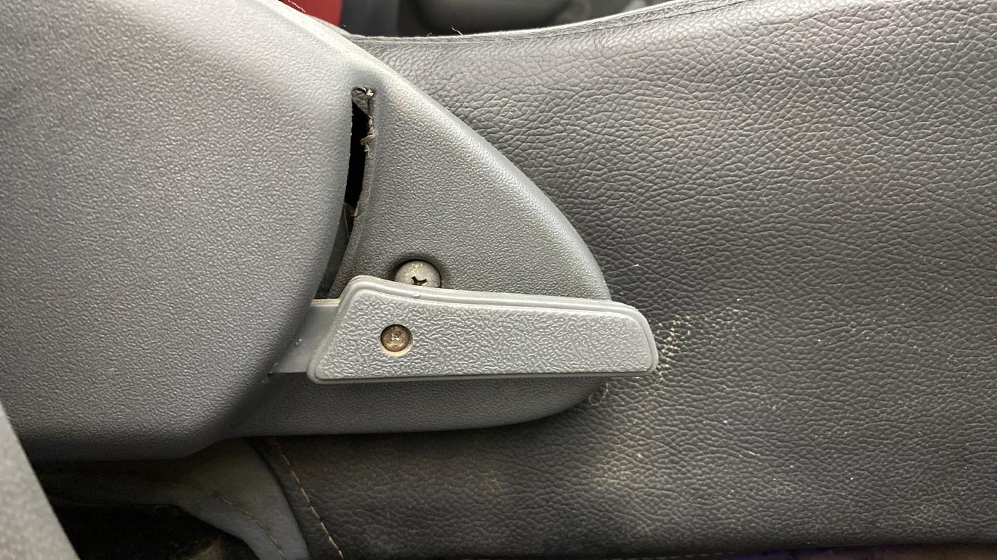 2013 Maruti Alto 800 LXI, Petrol, Manual, 80,700 km, Driver Side Adjustment Panel