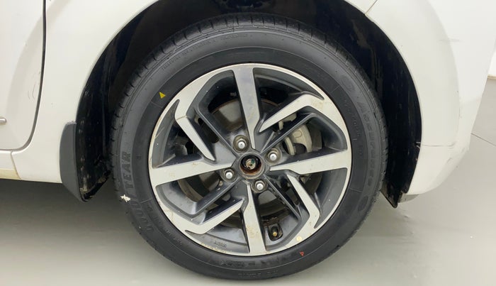 2020 Hyundai GRAND I10 NIOS ASTA AMT 1.2 KAPPA VTVT, Petrol, Automatic, 18,200 km, Right Front Wheel