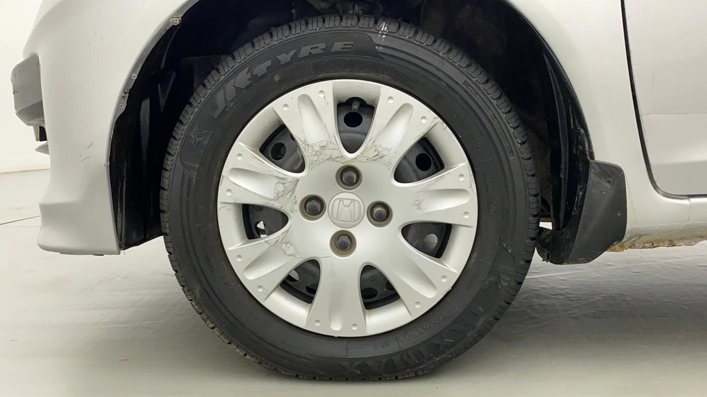 2015 Honda Brio S MT, Petrol, Manual, 14,214 km, Left Front Wheel