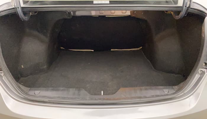 2017 Maruti Ciaz DELTA 1.4 MT PETROL, Petrol, Manual, 59,047 km, Boot Inside
