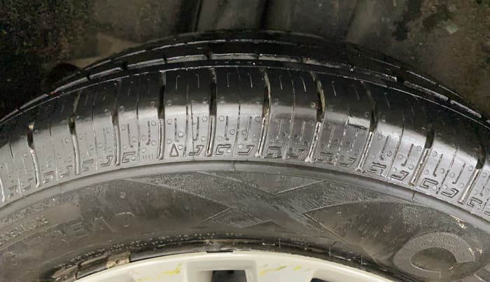 2017 Maruti Ciaz DELTA 1.4 MT PETROL, Petrol, Manual, 59,047 km, Right Rear Tyre Tread