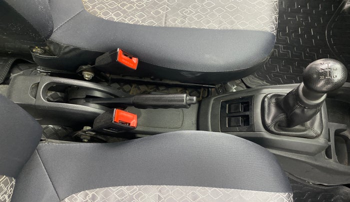 2017 Maruti Alto 800 LXI, Petrol, Manual, 70,869 km, Gear Lever