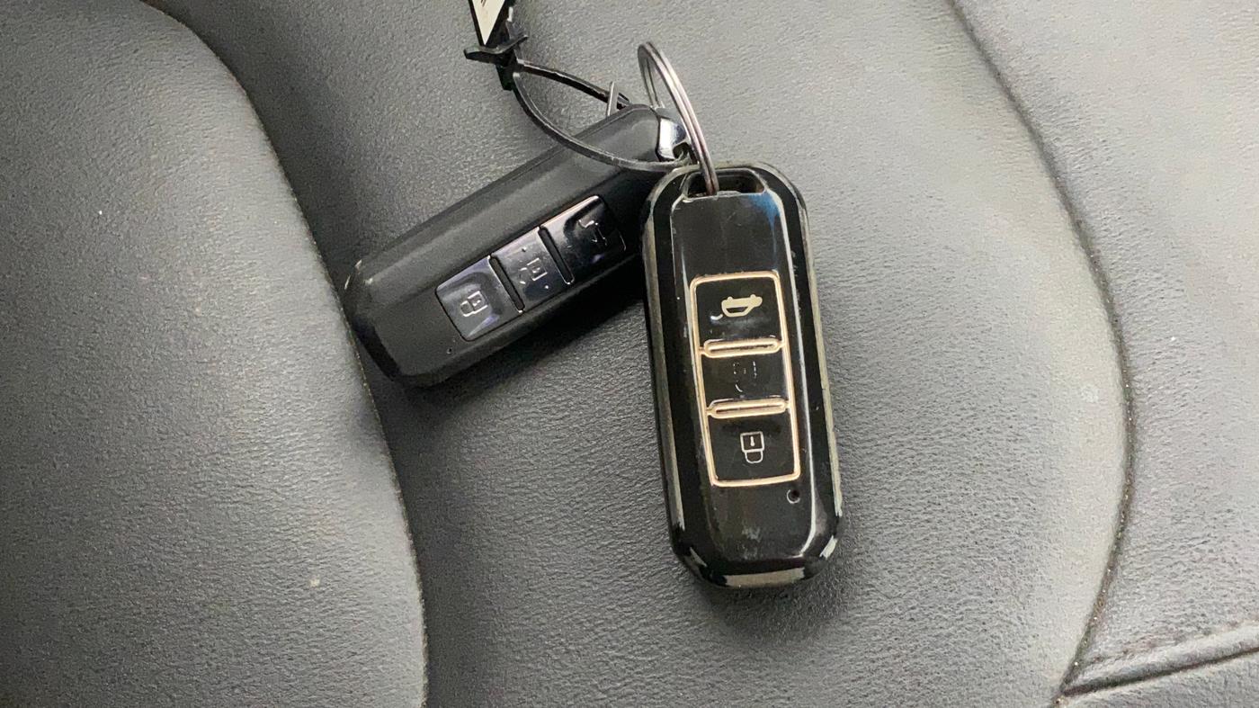 2019 MG HECTOR SHARP 1.5 DCT PETROL, CNG, Automatic, 89,506 km, Key Close Up