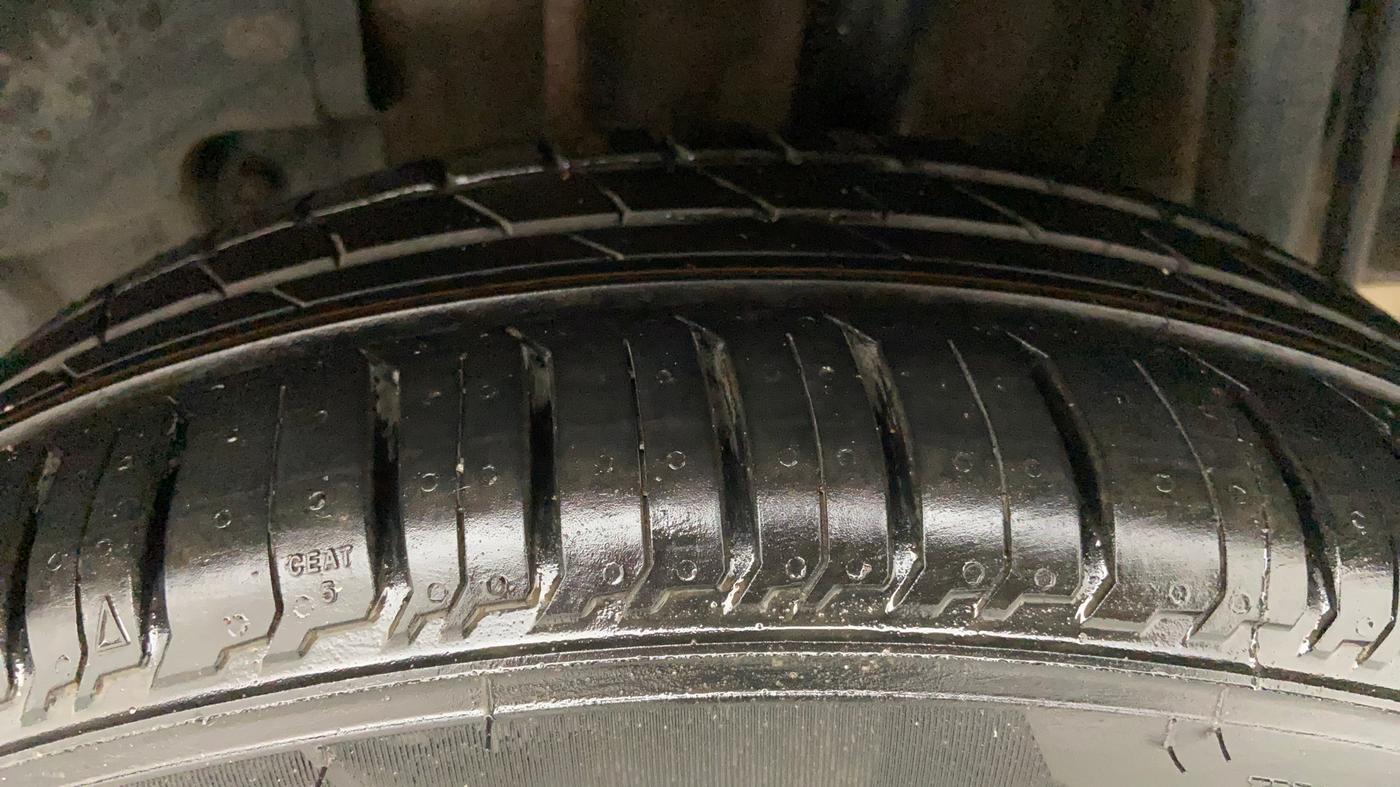 2017 Tata TIGOR XZ (O) PETROL, Petrol, Manual, 40,047 km, Left Rear Tyre Tread