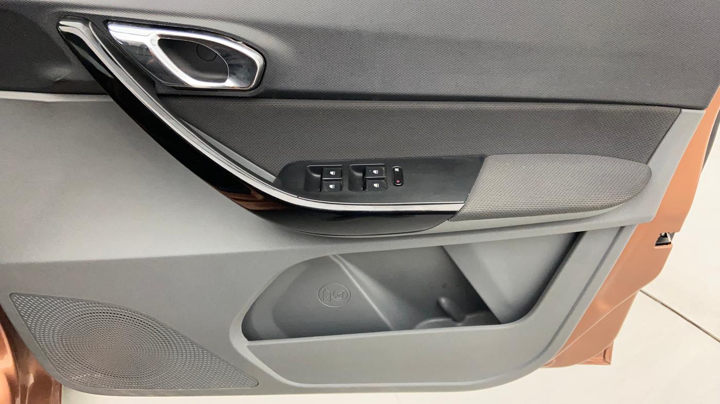 2017 Tata TIGOR XZ (O) PETROL, Petrol, Manual, 40,047 km, Driver Side Door Panels Control
