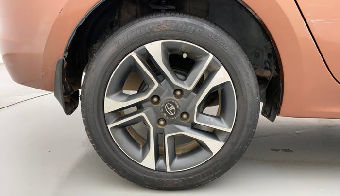 2017 Tata TIGOR XZ (O) PETROL, Petrol, Manual, 40,047 km, Right Rear Wheel