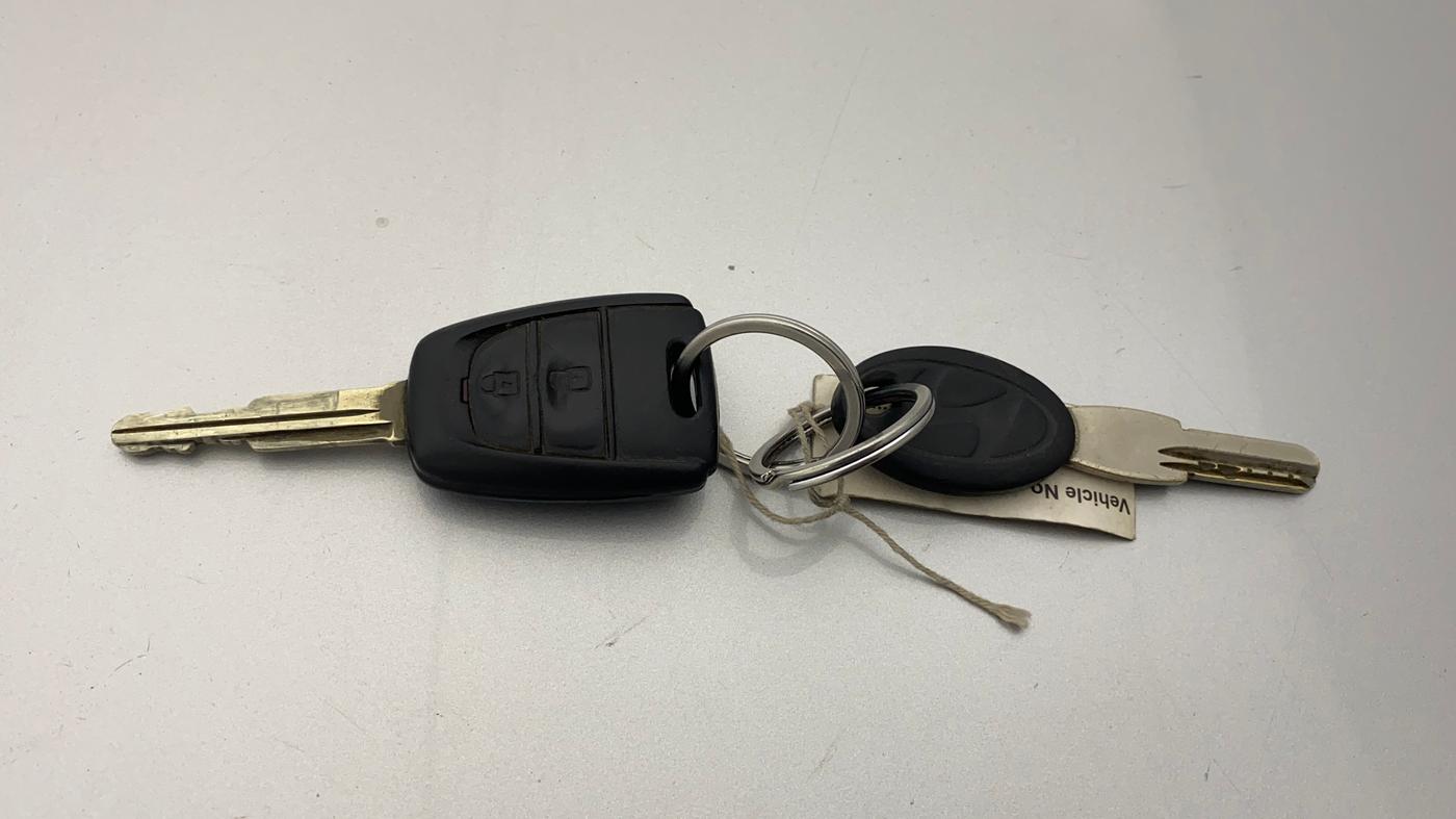 2018 Hyundai Grand i10 SPORTZ 1.2 KAPPA VTVT, Petrol, Manual, 82,935 km, Key Close Up