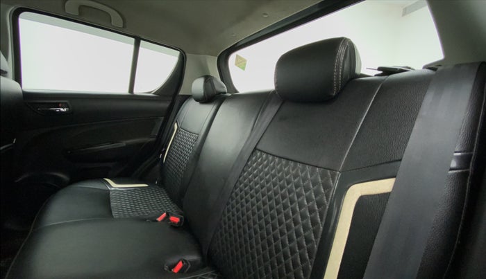 2015 Maruti Swift VXI D, CNG, Manual, 31,645 km, Right Side Rear Door Cabin