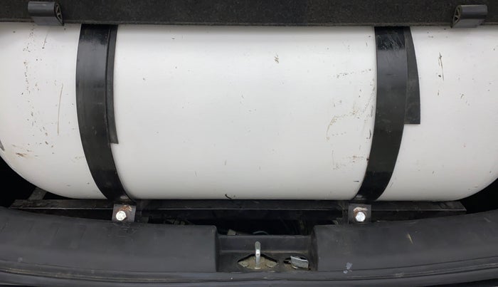 2015 Maruti Swift VXI D, CNG, Manual, 31,645 km, Boot Inside