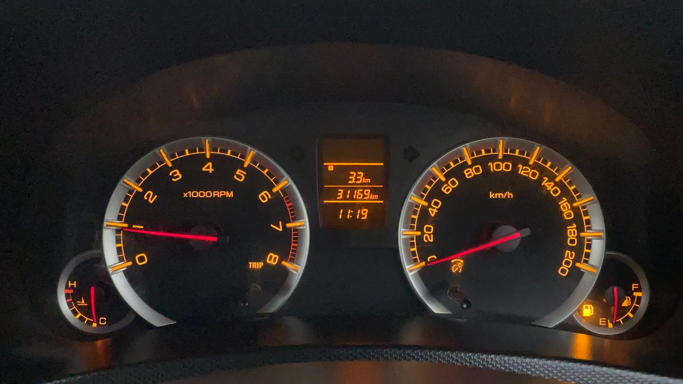 2015 Maruti Swift VXI D, CNG, Manual, 31,645 km, Odometer Image